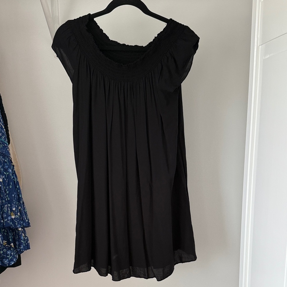 Aritzia Talulah Black Smocked Dress
